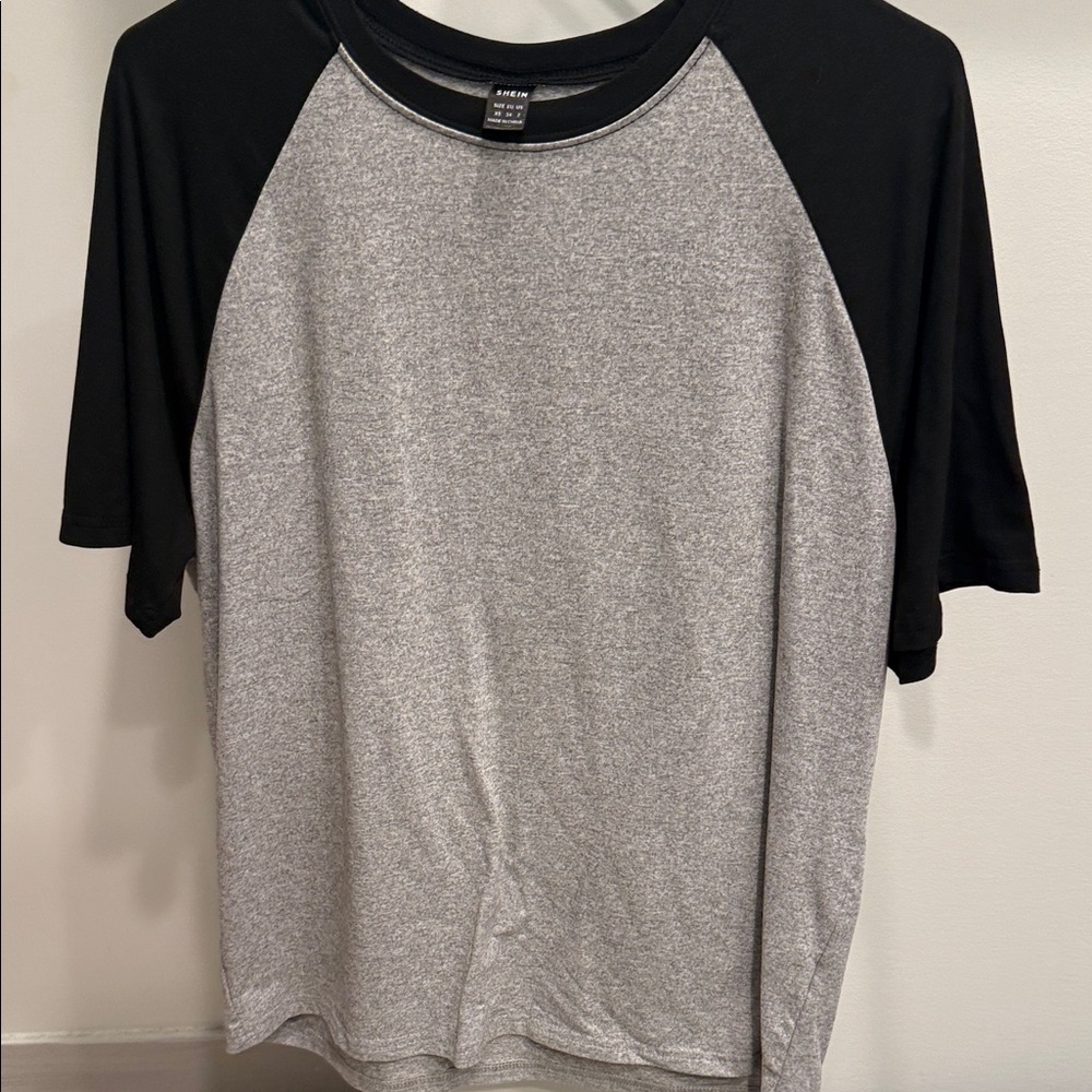 SHEIN Black and Gray Raglan Tee